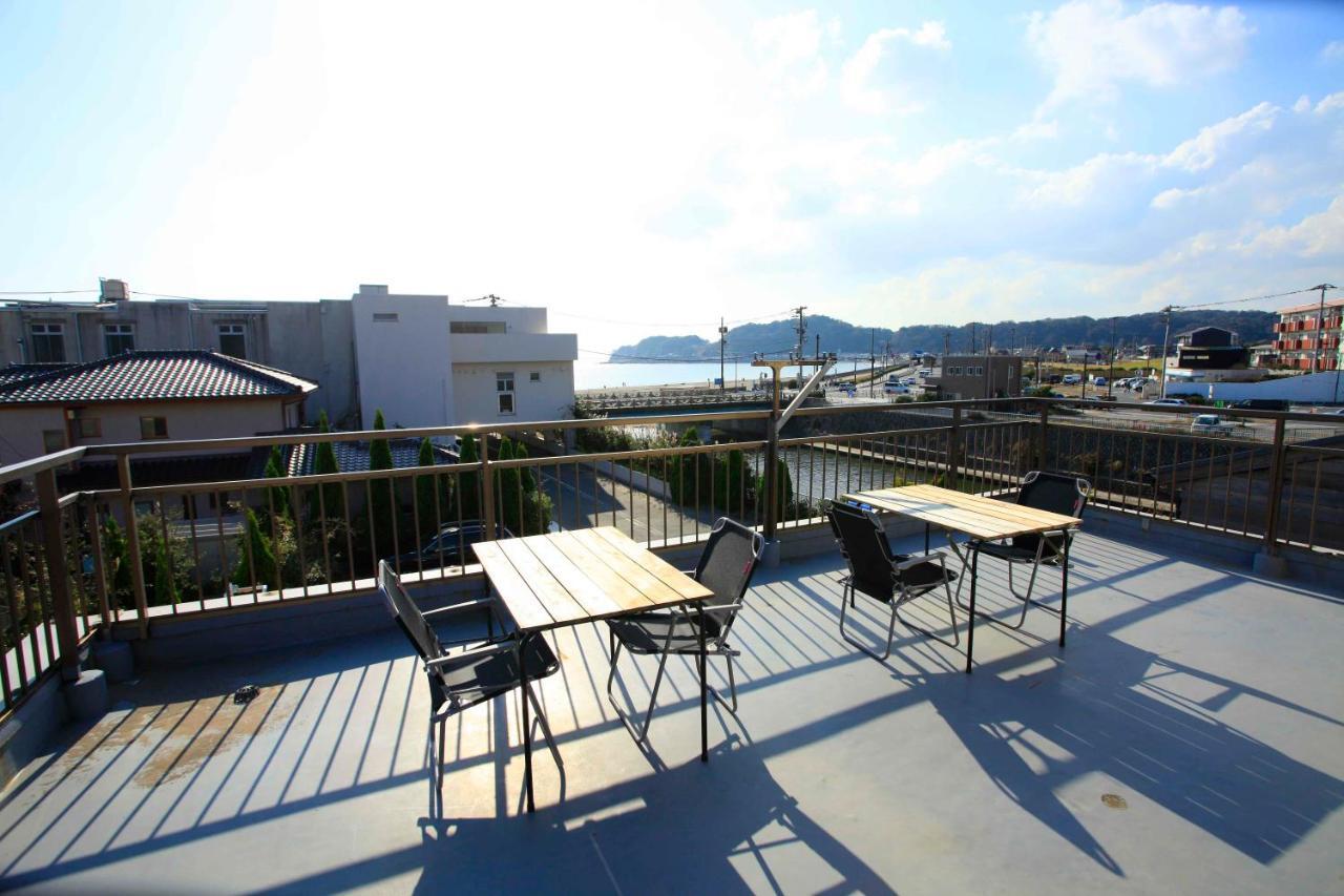 一棟貸しの海宿 Kamakura Sun&Breeze Экстерьер фото
